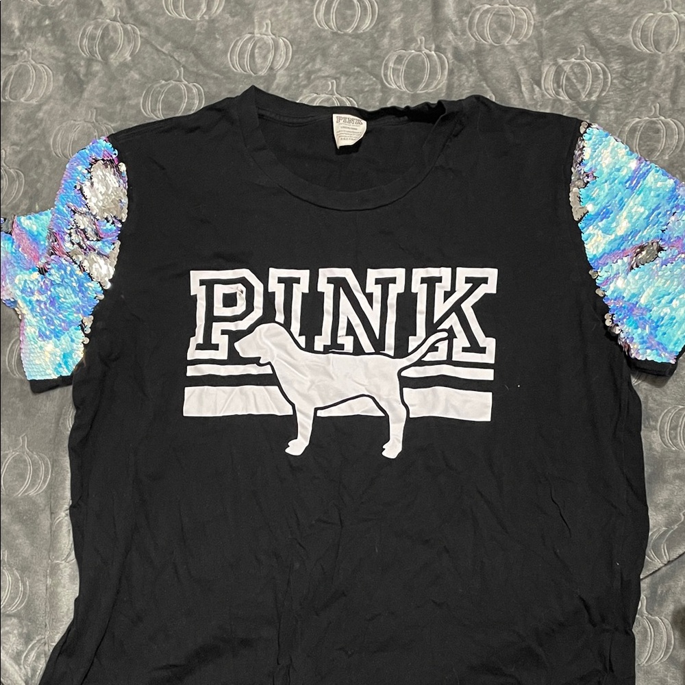 Victoria's Secret Black and White Graphic Top
